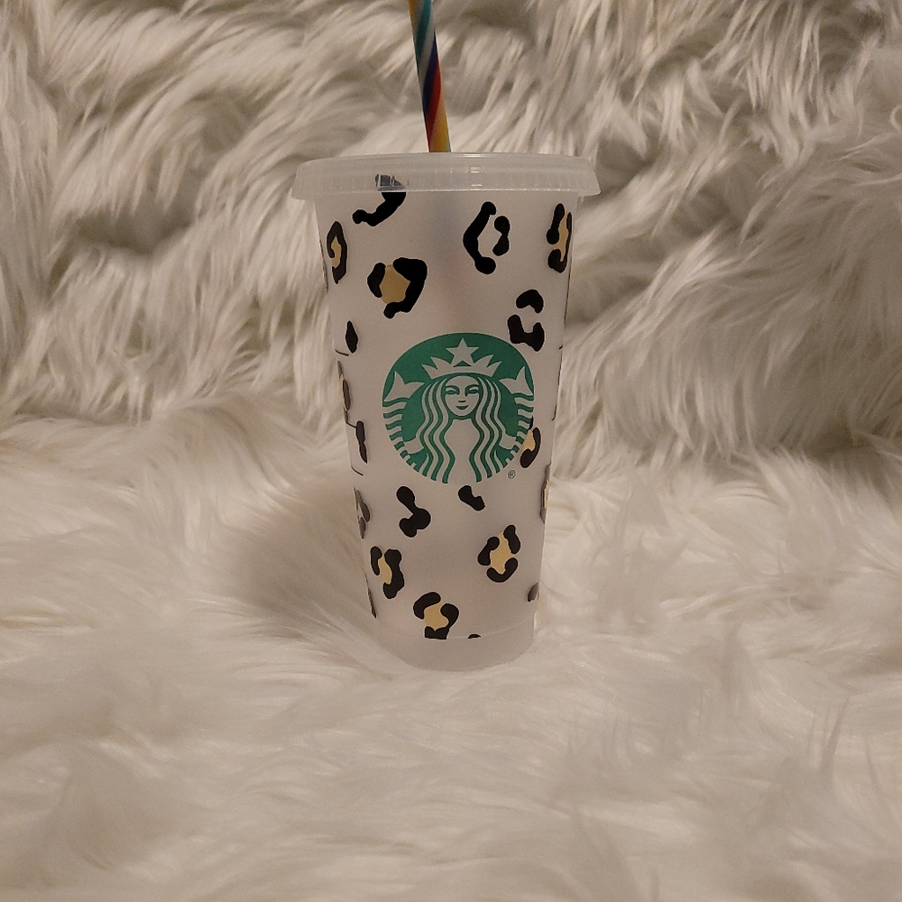 STARBUCKS Reusable Venti 24 OZ Cheetah Decal Ice Cold Drink Cup With Lid & Straw